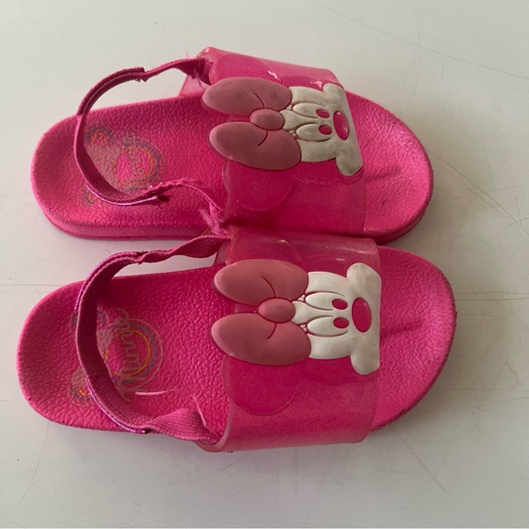 Girls Minnie Mouse Sandals size 7-8 - Picture 1 of 6